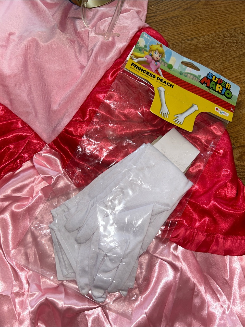 👑🍑Women’s Nintendo Princess Peach Costume - Picture 7 of 8